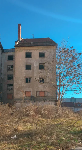 Заброшенная Фабрика Любляне — стоковое фото