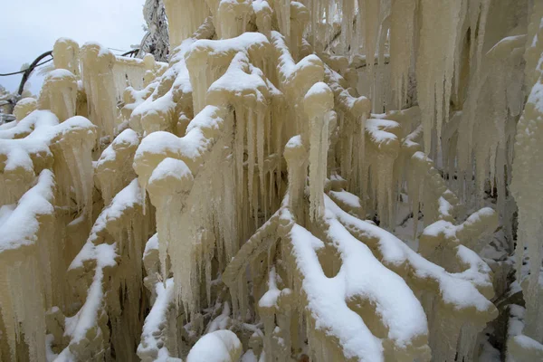 Frozen water on Valaste waterfall in Estonia — Stock Photo, Image