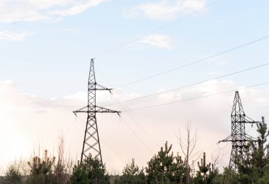 Alandaki elektrik hatları