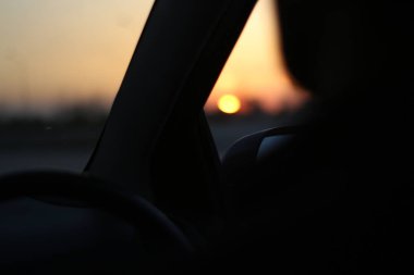 Bokeh güneşiyle güzel bir gün batımı