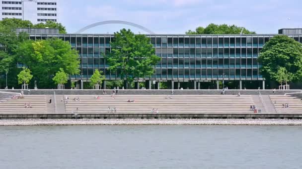 Cologne rhine deutzer stairs — Stok video