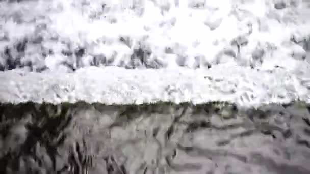 Fluxo de água cachoeira bach claro — Vídeo de Stock