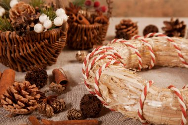 Noel dekorasyon hediye ile. Xmas kartları, davet, ticari kavramı