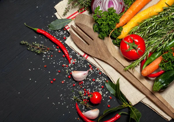 Frische Zutaten Für Gesunde Küche Auf Schwarzer Steinschiefertafel Draufsicht Banner — Stockfoto