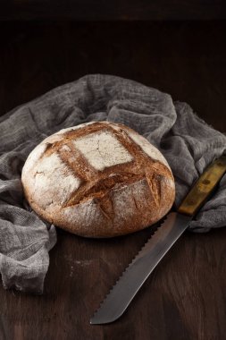 Rustik tarzı taze ev yapımı ekmek