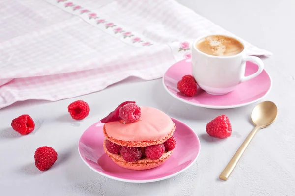 Romantic Breakfast Coffee Pink Raspberry Macaron — Stock Photo, Image
