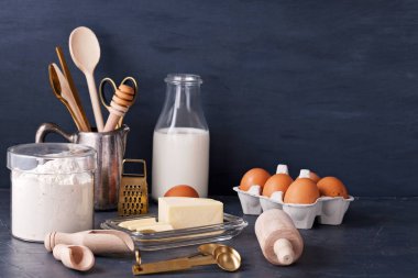 Fırın ürünleri ve mutfak malzemesi pişirme ve pişirme için