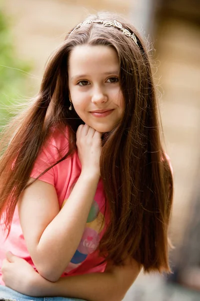 Menina Adolescente Elegante Feliz Roupa Verão — Fotografia de Stock