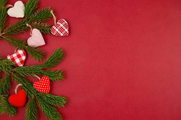 Karácsonyi dekoráció karácsonyi díszek, fenyő fa, ajándékok — Stock Fotó