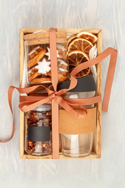 Zero waste home made gifts for Christmas and other holidays. Rustic, reusable, eco friendly packaging without plastic