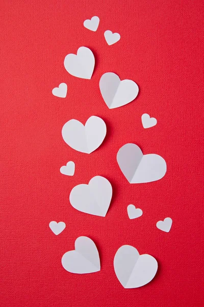 Papier Herzen Hintergrund. Liebe, Valentinstag, Muttertag, Geburtstagsgrußkarten, Einladung, Festkonzept — Stockfoto