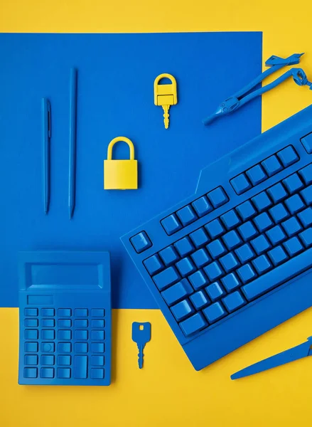 Cyber data and information security idea. Yellow padlock and key and blue keyboard. Computer, information safety, confidentiality concept — 스톡 사진