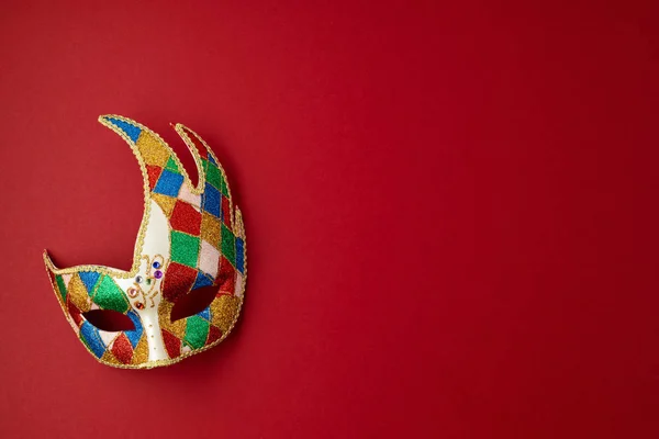 Festive Colorful Mardi Gras Carnivale Mask Accessories Red Background Party — Stock Photo, Image