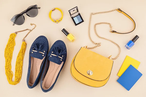 Flat Lay Woman Fashion Accessories Yellow Blue Colors Fashion Blog — Stock Photo, Image