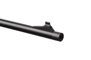 Modern cıvata karabinası beyaz arka planda izole edilmiş. Hu için silahlar