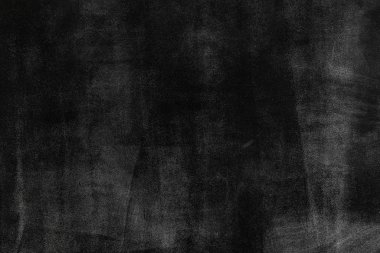 Siyah tebeşir tahtası. Okul sınıfında karatahta. Siyah okul.