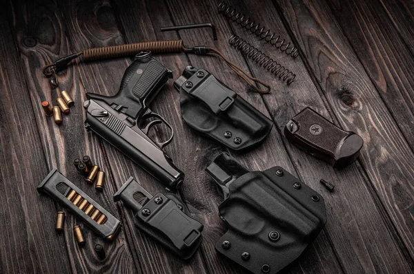 Pistola Traumática Acessórios Com Munição Para Isso Russo Arma Fundo — Fotografia de Stock