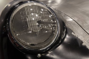 Eski ve yeni arabaların detaylarının toplanması