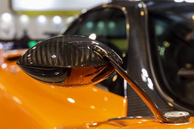 Eski ve yeni arabaların detaylarının toplanması