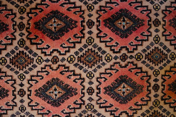 Zbliżenie Fotografia Tekstury Dywanu Geometrycznym Haftem — Zdjęcie stockowe