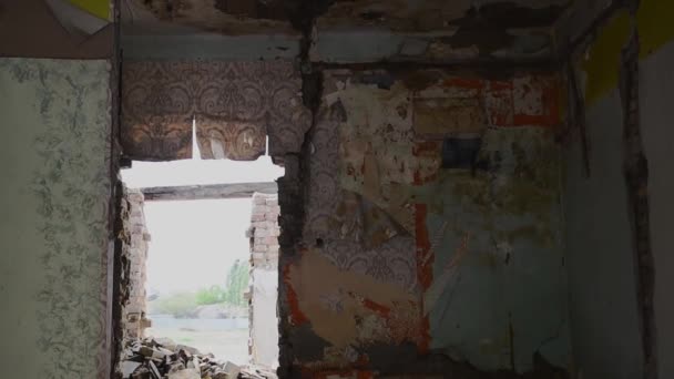 Small Old Abandoned Damaged House Roof Tiles Demolished Earthquake Destruction — Stock Video