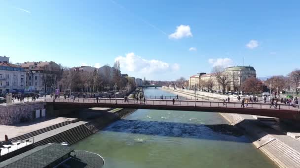 Vue Aérienne Pont Piétonnier Place King Milan Avec Des Personnes — Video