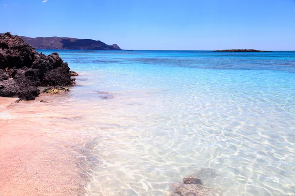 Pembe kum plaj Elafonisi, Crete Island, Yunanistan.