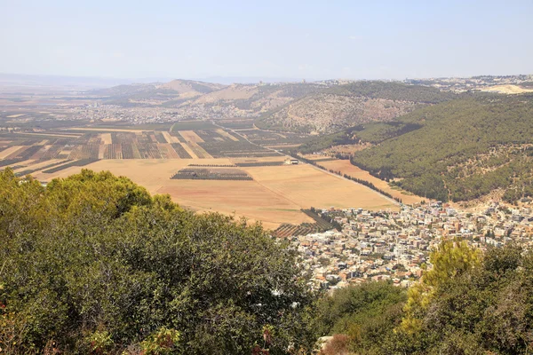Agriculture valley with fields and arab village, Israel. — Stock Photo, Image