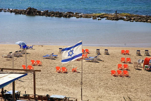 Izraelská vlajka na pláži, Tel Aviv — Stock fotografie
