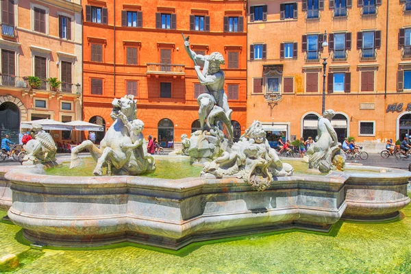 Fontana del Nettuno (Fonte de Netuno) na Piazza Navona, Roma — Fotografia de Stock