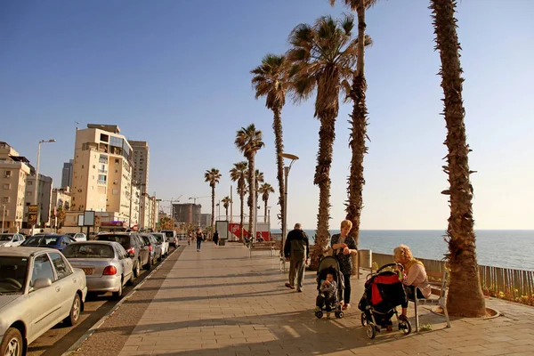 Bat Yam esplanade, Bat Yam, İsrail ziyaret.