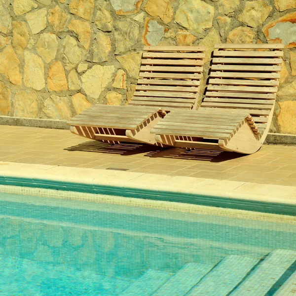 Wood sun bed on terrace — Stock Photo, Image