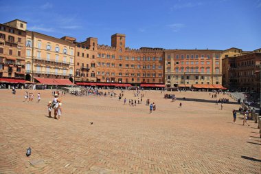 Piazza del Campo Şehir Meydanı Siena, İtalya.