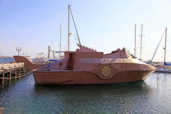 Nautilus simulador submarino barco de viaje turístico, Paphos, Chipre —  Fotos de Stock