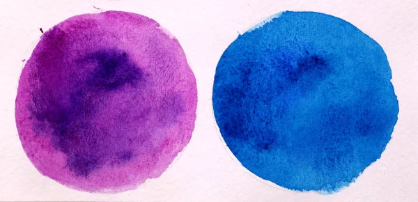 白地に青と紫の丸い円要約水彩 — ストック写真