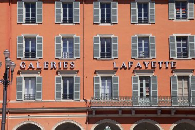 Detay Galeri Lafayette Place Massena, Nice, Fransa. 