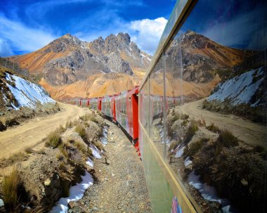 Ferrocarril Merkez Lima ve kurulumu, Peru arasında. Crossin