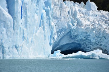 Perito Moreno Buzulu, Parque Na bir duvar buz oluşumları