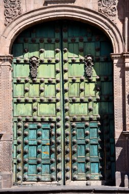 Cusco tarihi Iglesia de la Compania kapıyı ayrıntıları. Peru.