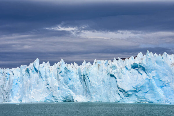Perito Moreno Glacier on Lago Argentino, El Calafate, Parque Nacional Los Glaciares, Patagonia, Argentina, South America