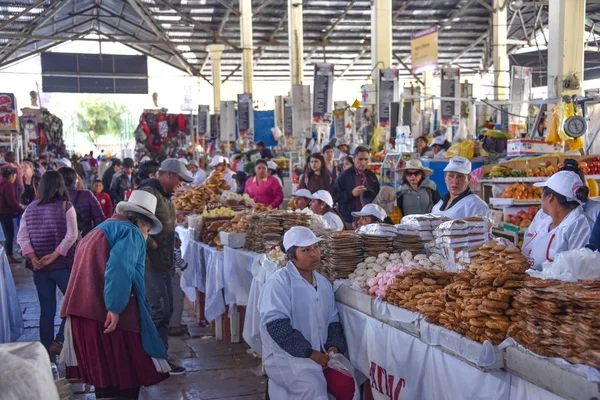 Cuzco Peru Março 2018 Pão Fresco Mercado San Pedro — Fotografia de Stock