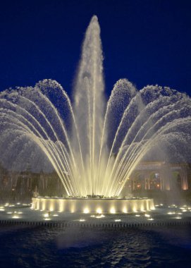 Işıklı su pınarlarına Circuito Magico de Agua, Lima Peru