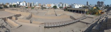 Öncesi Inca sitenin Huaca Pucllana, Miraflores, Lima, Peru