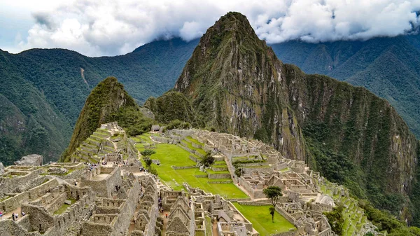Temprano Mañana Sitio Arqueológico Machu Picchu Las Montañas Los Andes — Foto de Stock