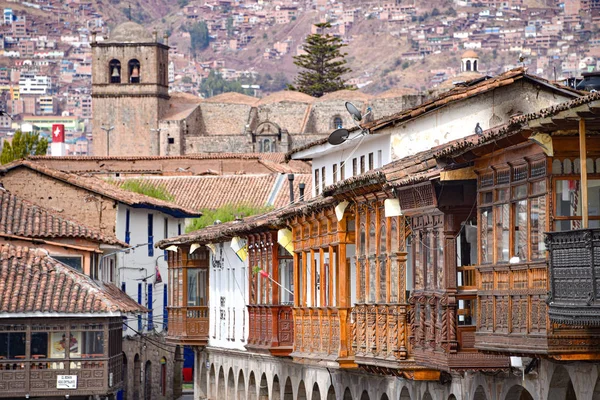 Balcones y arquitectura en Cusco, Perú — Foto de Stock