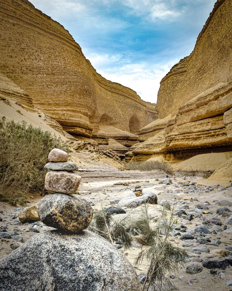 Formaciones rocosas erosionadas en el Cañón de los Perdidos. Nazca, Perú — Foto de Stock