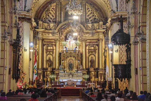 Iglesia de la Merced, una iglesia católica histórica que data de 1535 — Foto de Stock