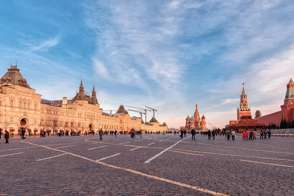 Kaugummi Basilikumkathedrale Und Spasskaja Turm Auf Dem Roten Platz Moskau — Stockfoto