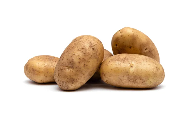 Кілька Сирих Брудних Картоплин Білому Тлі — стокове фото