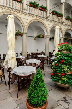 İtalyan avlusu Lviv 'de İtalyan Rönesansı tarzında